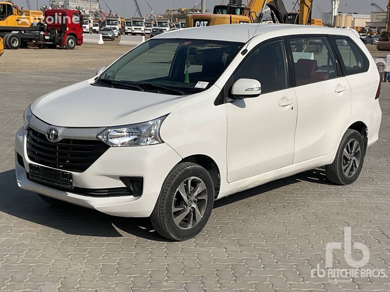 Toyota AVANZA SE krosover