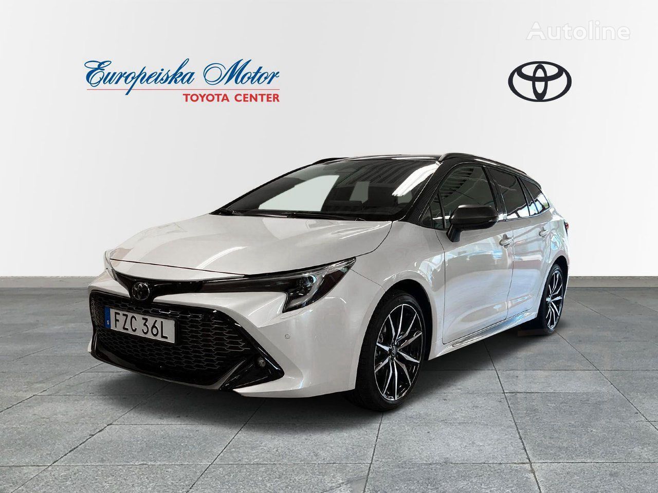 новый кроссовер Toyota Corolla