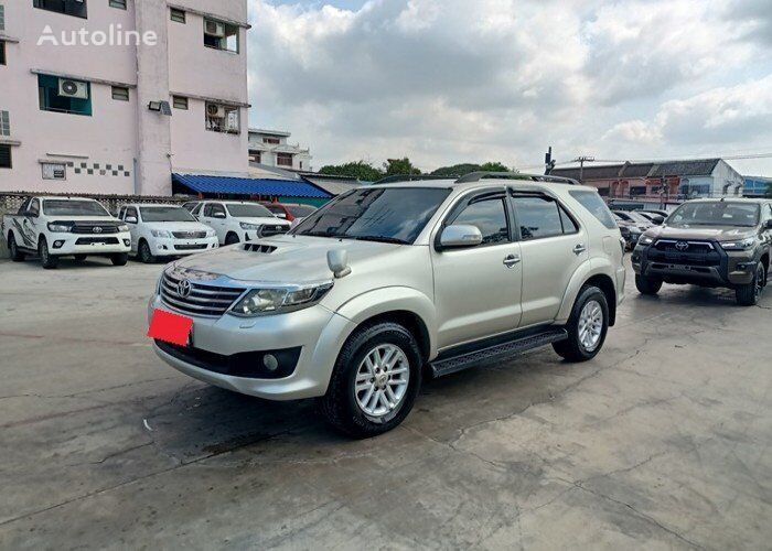 krosoveris Toyota FORTUNER