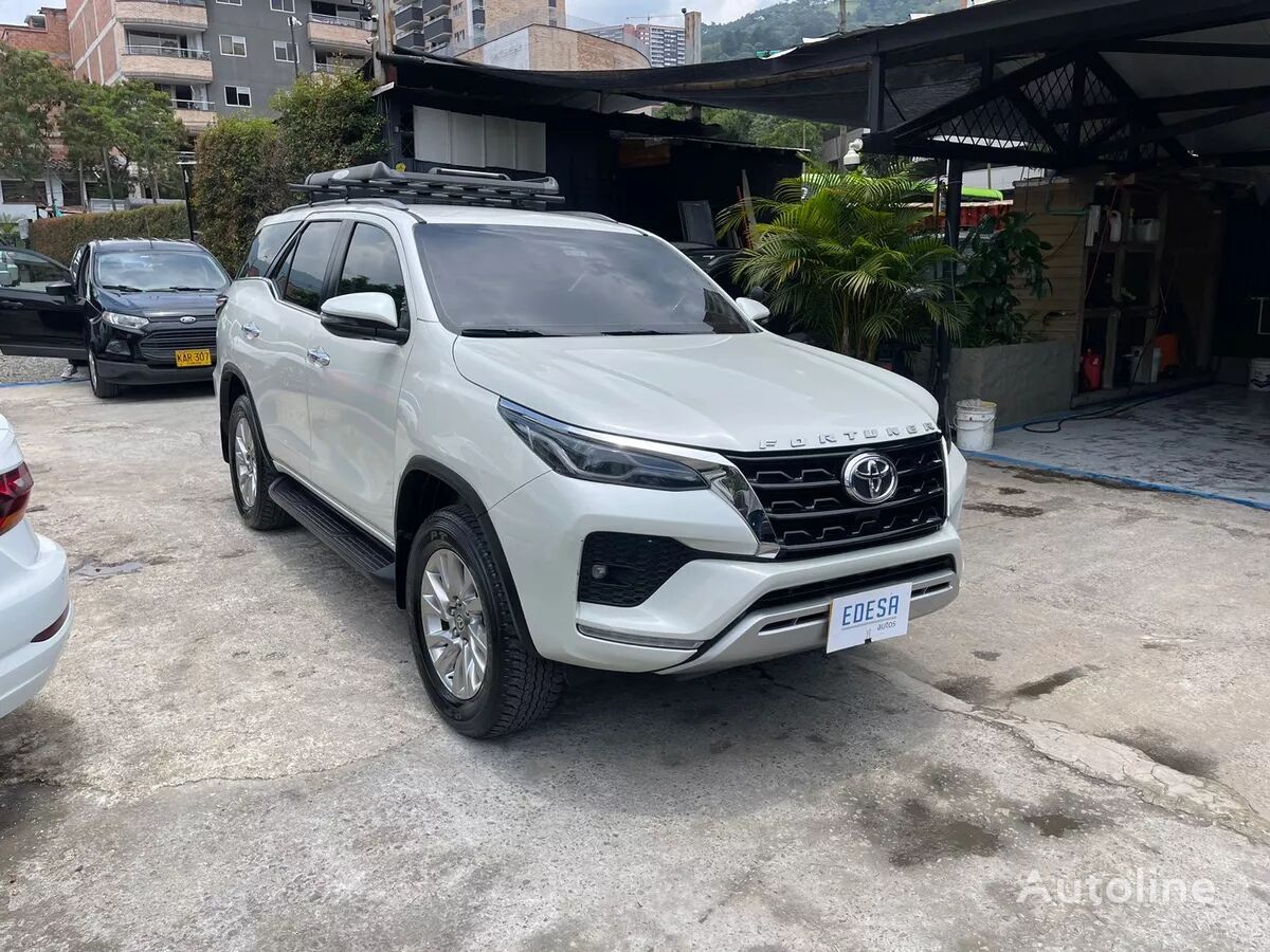 Toyota Fortuner crossover