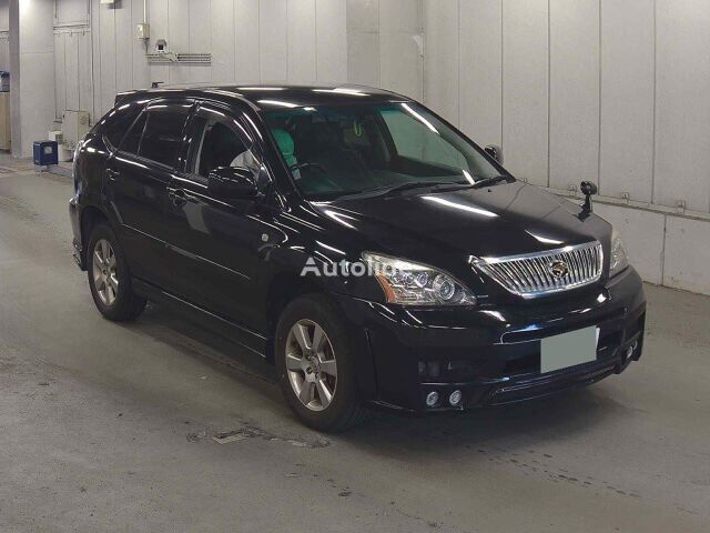 Toyota HARRIER crossover