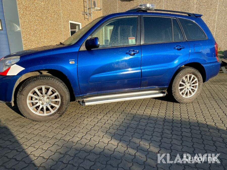 سيارة كروس أوفر Toyota RAV 4 1,8 2 WD