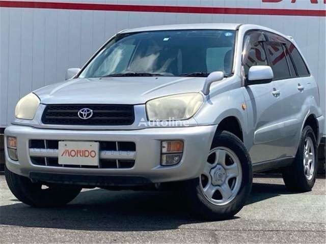 سيارة كروس أوفر Toyota RAV4