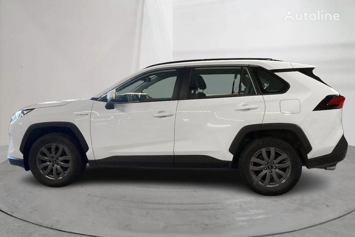 سيارة كروس أوفر Toyota RAV4