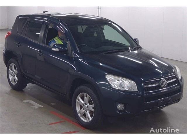 кроссовер Toyota RAV4