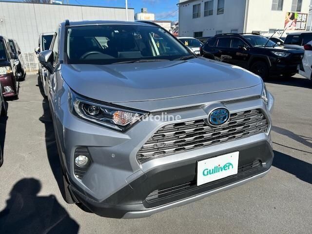 CUV Toyota RAV4