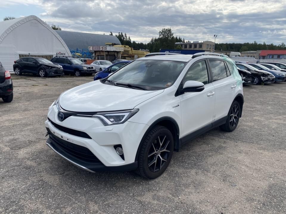 кроссовер Toyota RAV4 2.5