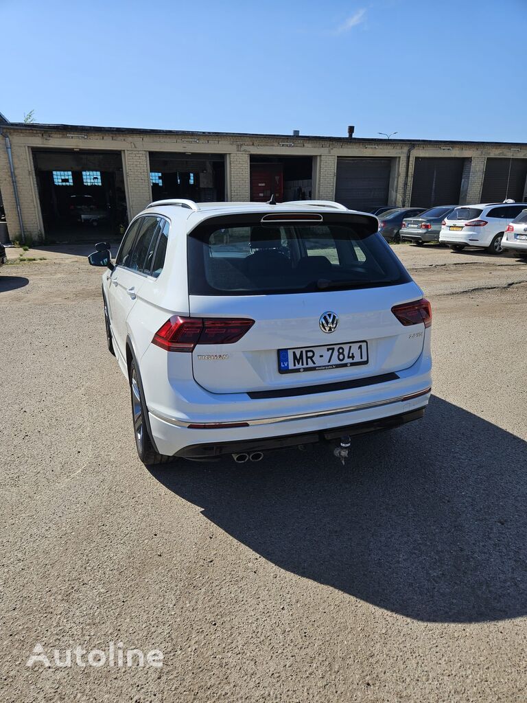 crossover Volkswagen Tiguan