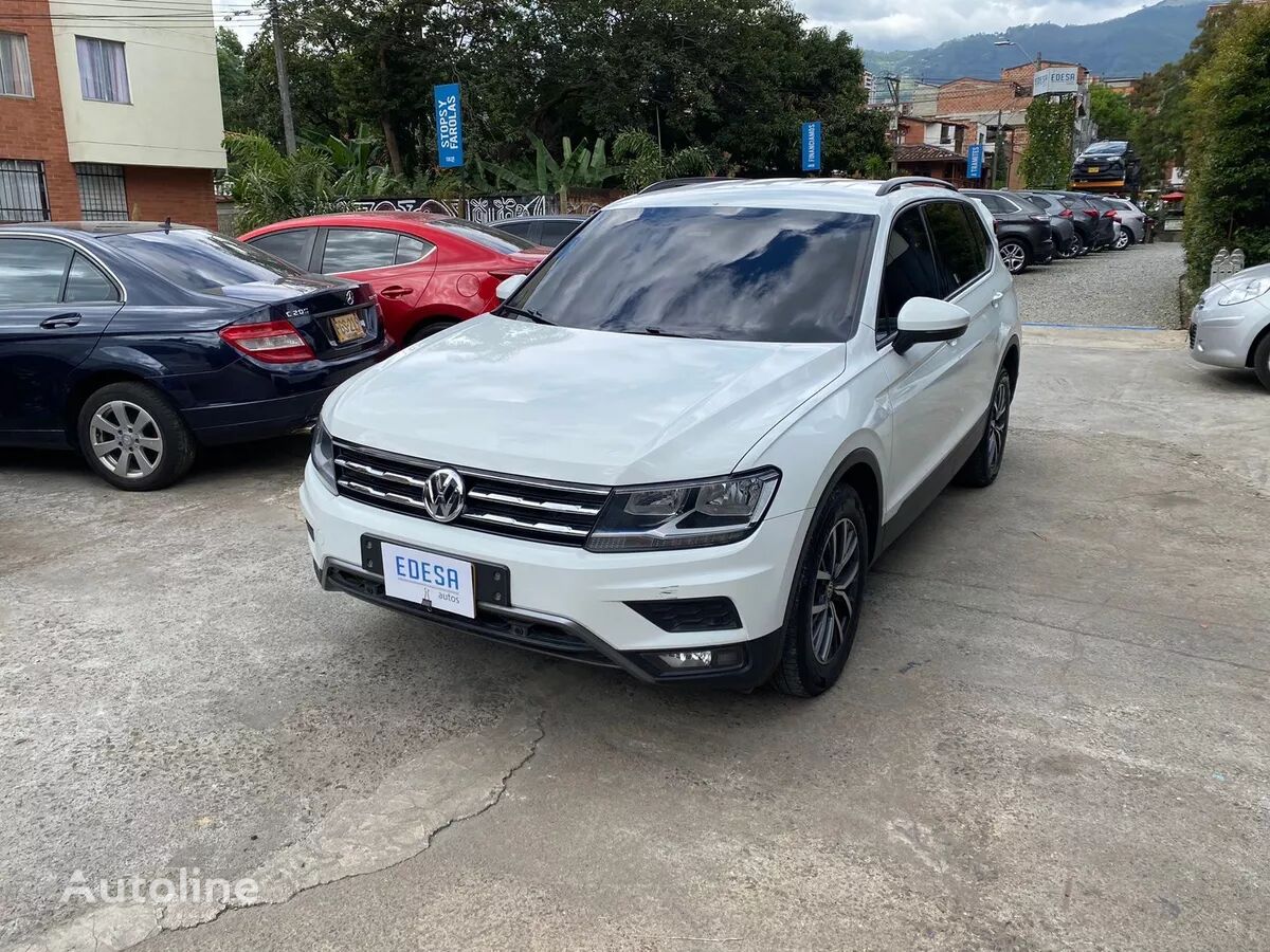 سيارة كروس أوفر Volkswagen Tiguan