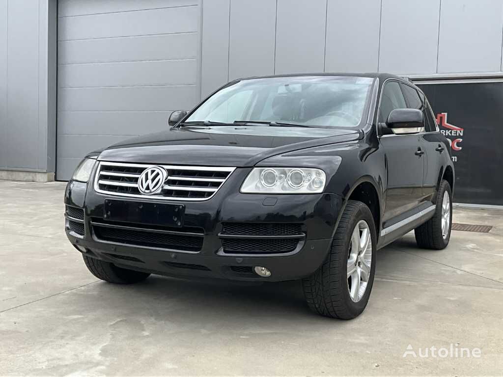 Volkswagen Touareg crossover