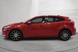 Volvo V40 crossover