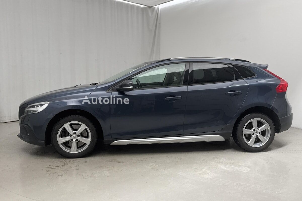 Volvo V40 Cross Country crossover