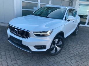 سيارة كروس أوفر Volvo XC 40 T4