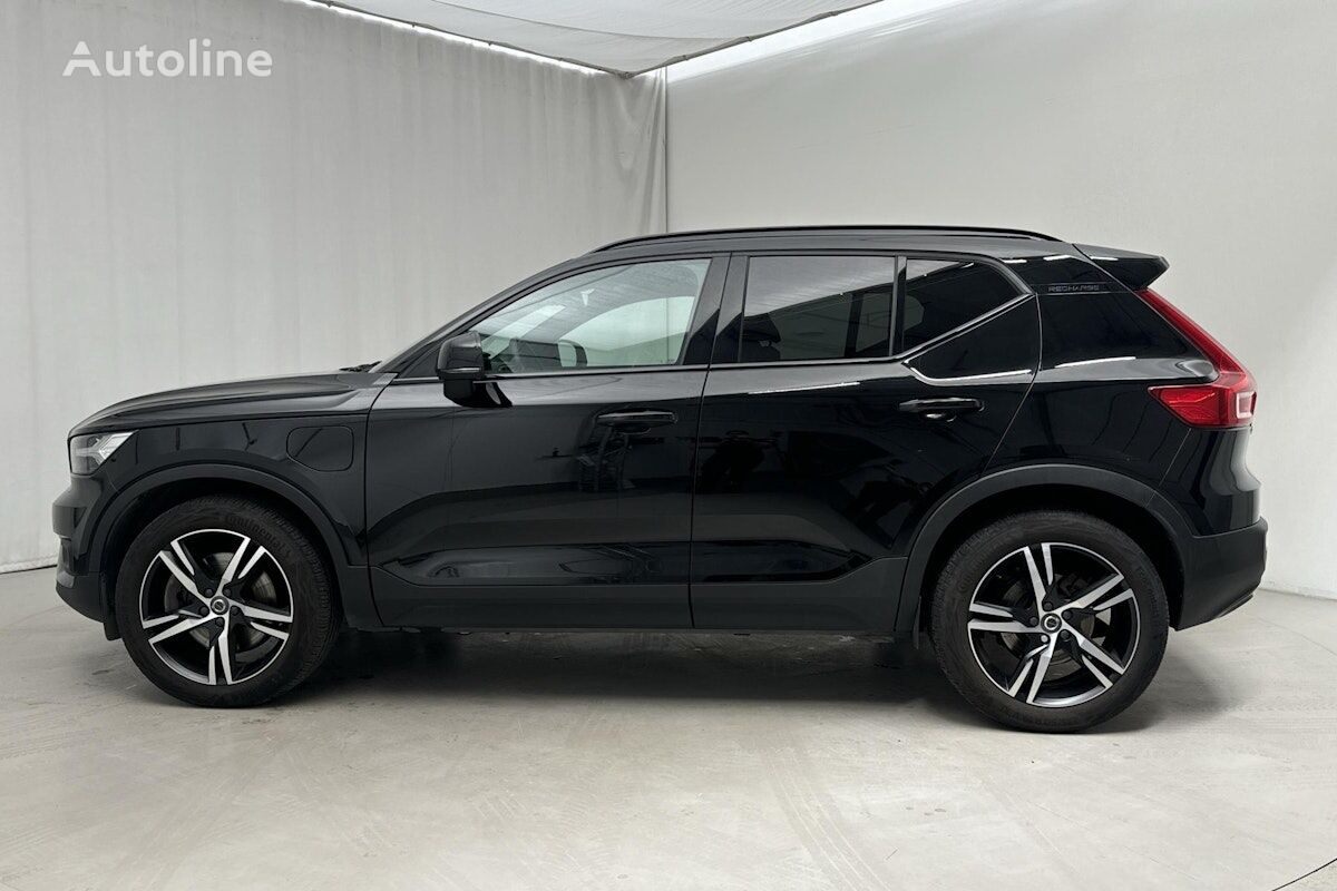 crossover Volvo XC40