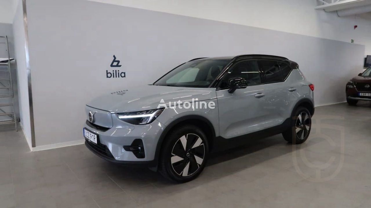 crossover Volvo XC40,  na objednávku do 20 dní