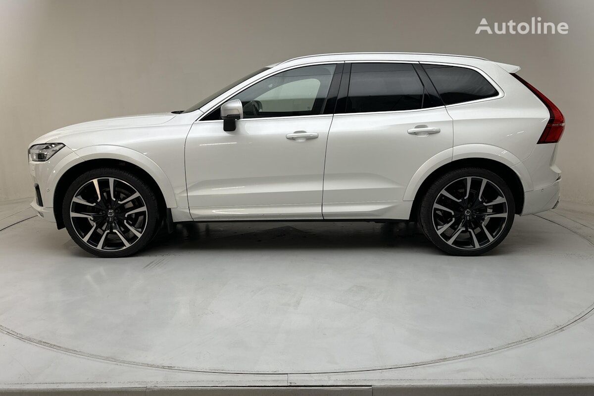 Volvo XC60 crossover