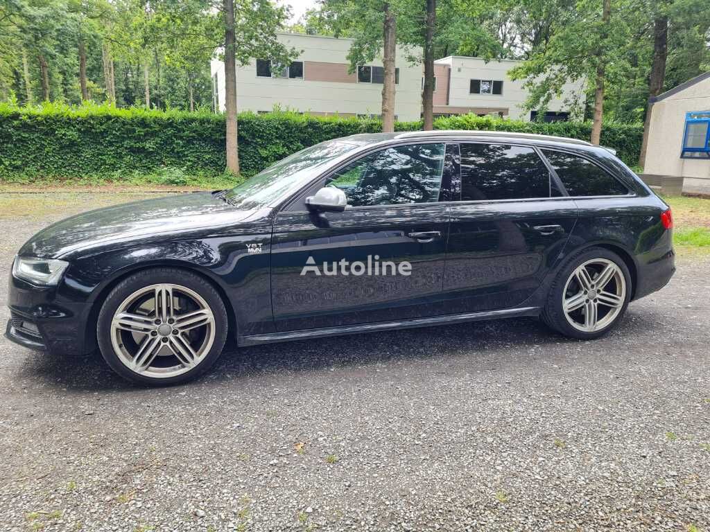 Audi S4 kombi