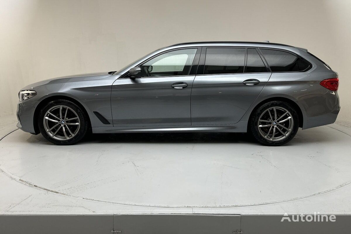 xe có ngăn riêng xếp hành lý BMW 5-serien