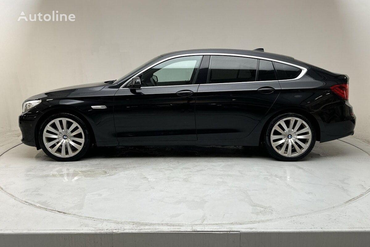 xe có ngăn riêng xếp hành lý BMW 5-serien