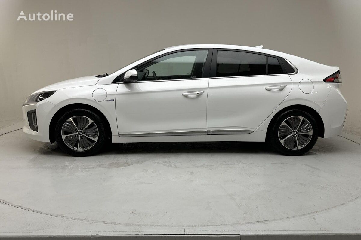 Hyundai IONIQ estate car