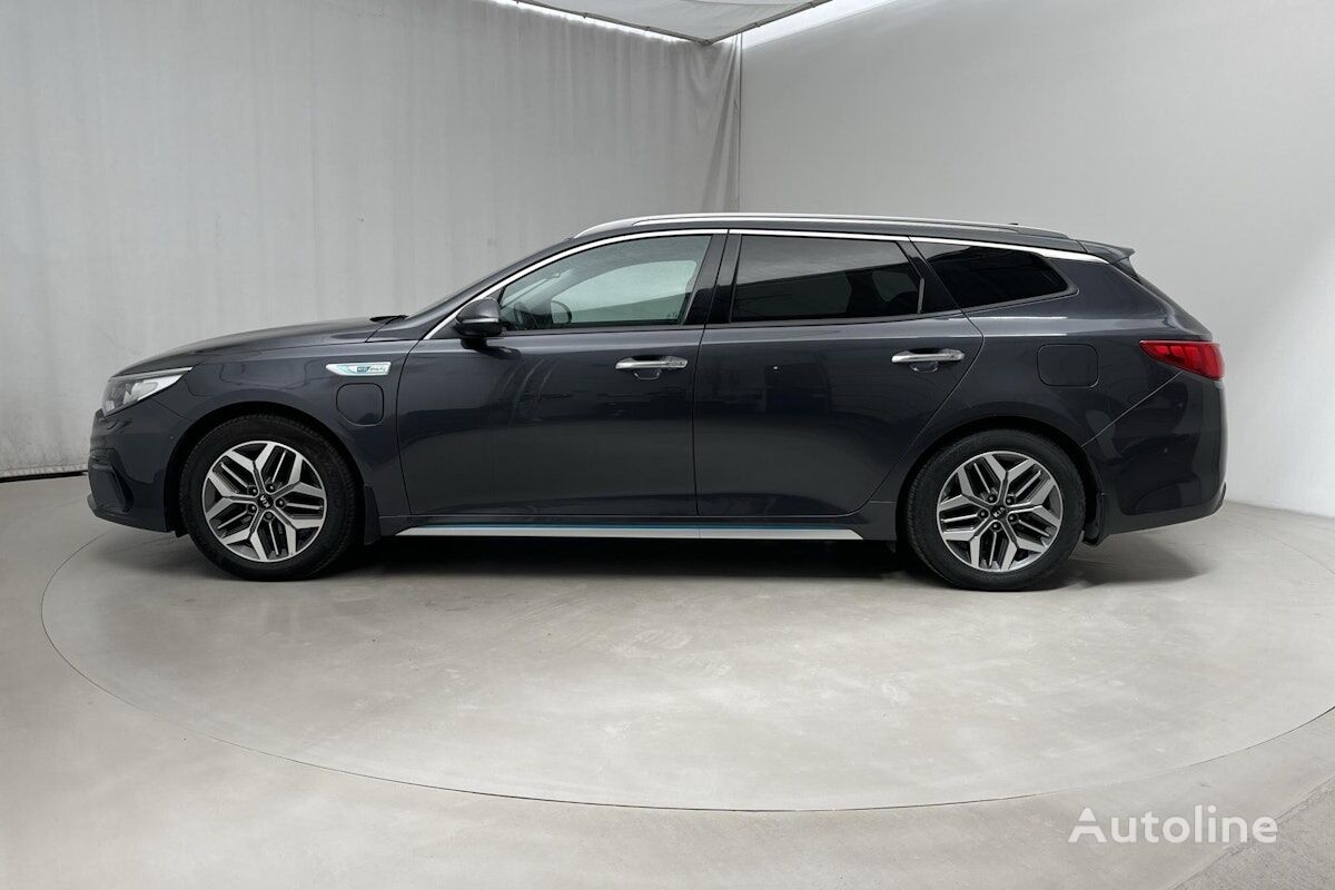 KIA Optima estate car