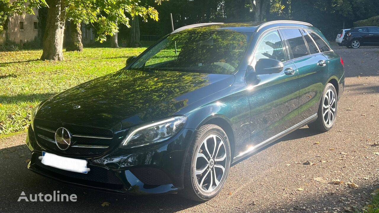 karavan Mercedes-Benz C300 4MATIC