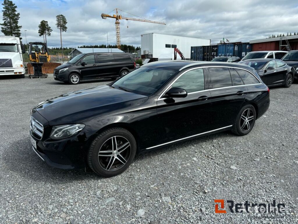 سيارة عائلية Mercedes-Benz E 220 D