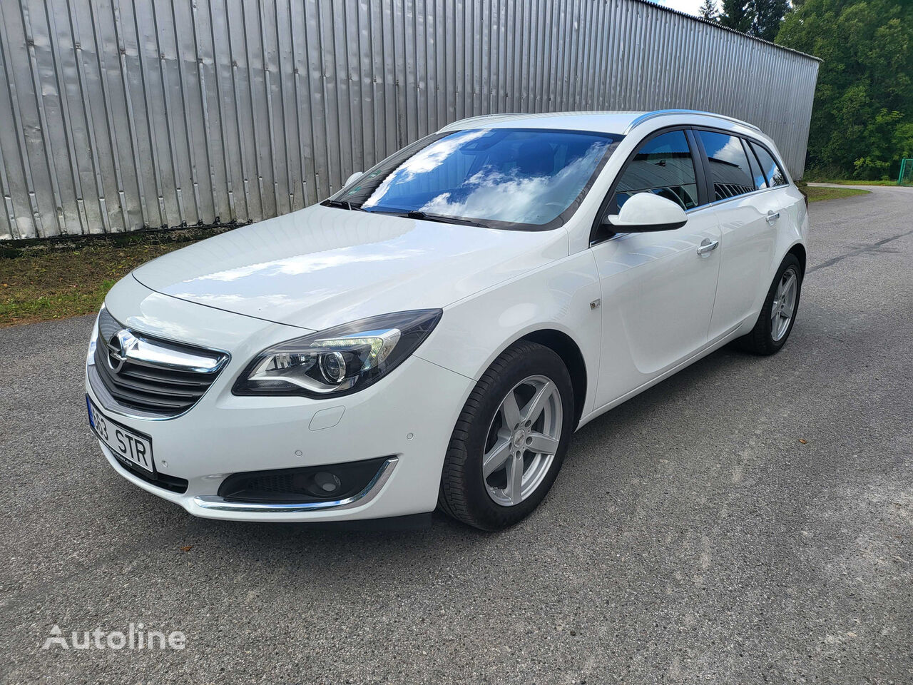 Opel Insignia SPORTS TOURER SW 1.6 88kW estate car