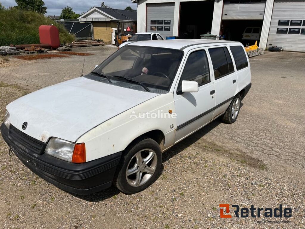 Opel Kadet caravan ST estate car