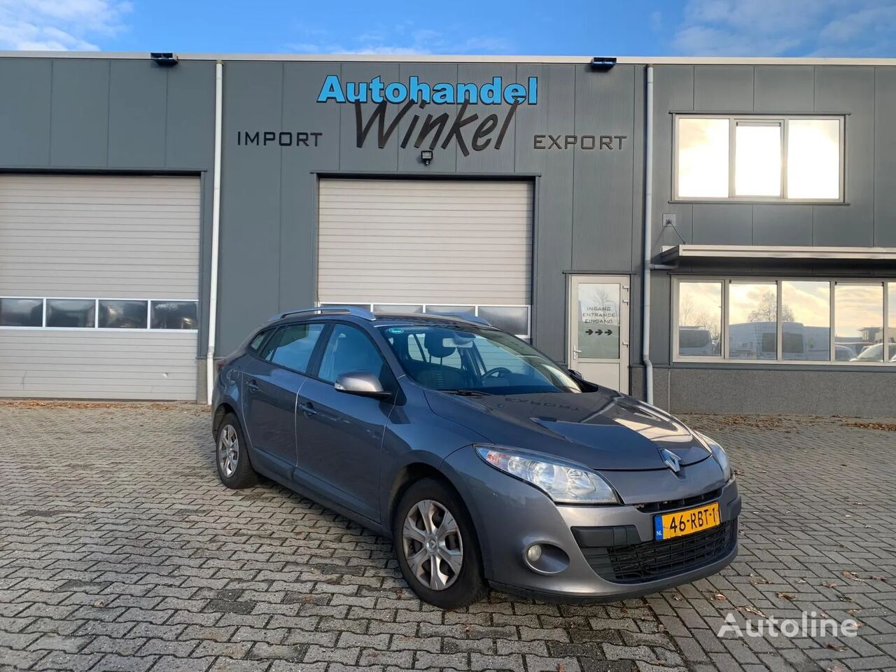 xe có ngăn riêng xếp hành lý Renault MEGANE 1.5 DCI ESTATE AIRCO