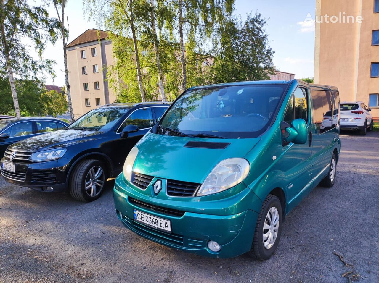 универсал Renault Trafic