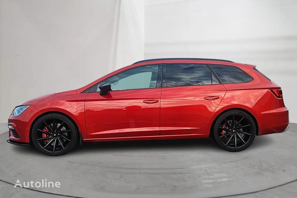 xe có ngăn riêng xếp hành lý SEAT Leon