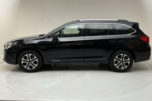 سيارة عائلية Subaru Outback