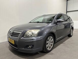 универсал Toyota AVENSIS