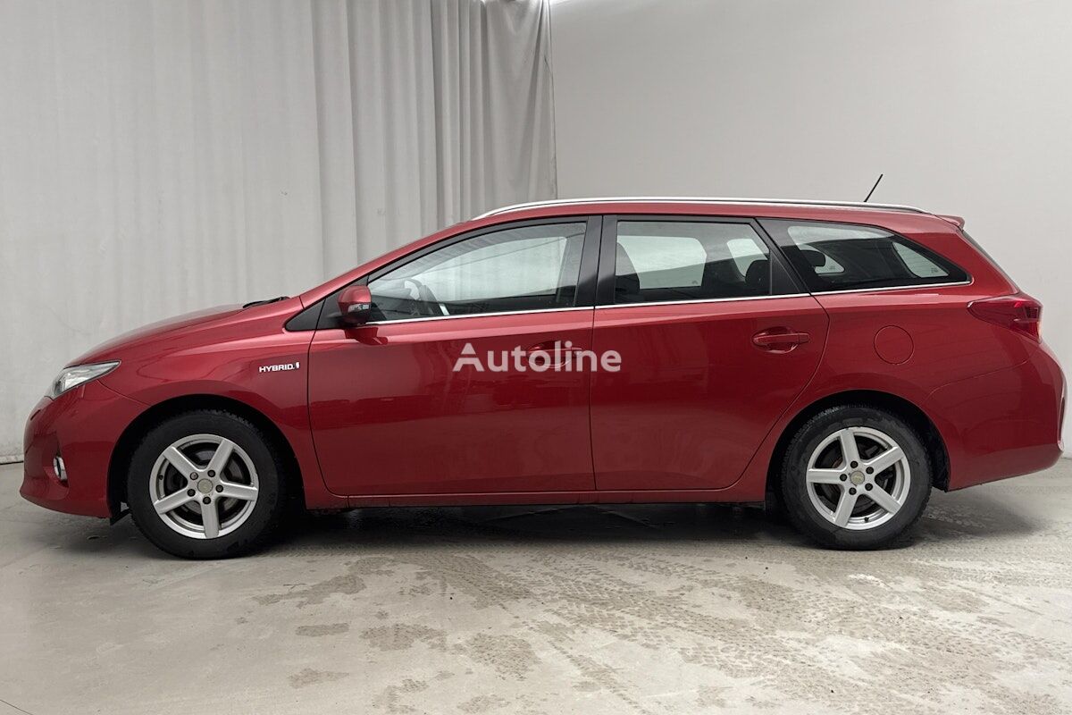 Toyota Auris estate car