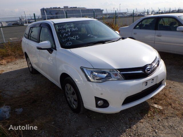 Toyota COROLLA FIELDER estate car