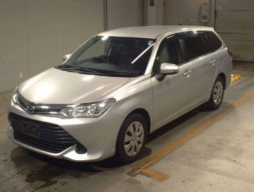 سيارة عائلية Toyota COROLLA FIELDER