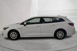 سيارة عائلية Toyota Corolla