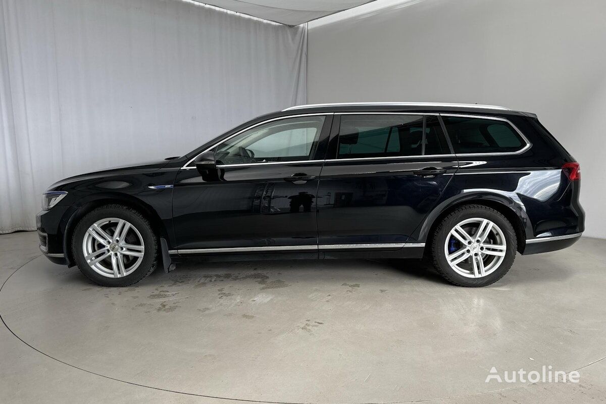 스테이션 왜건 Volkswagen Passat