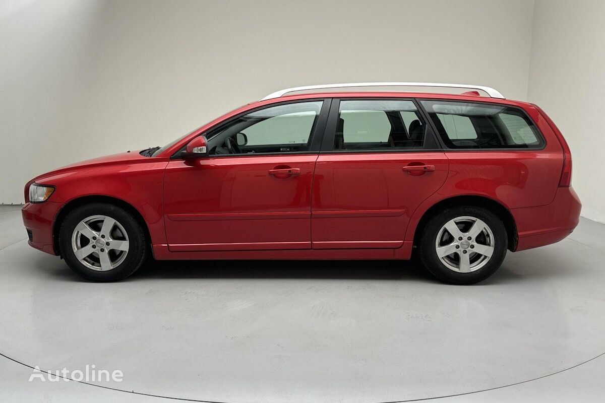 خودروی استیشن Volvo V50