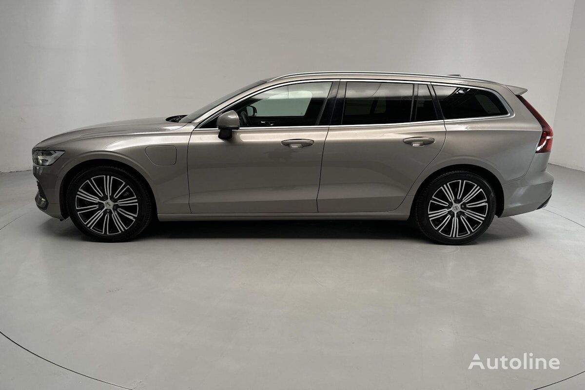 Volvo V60 estate car