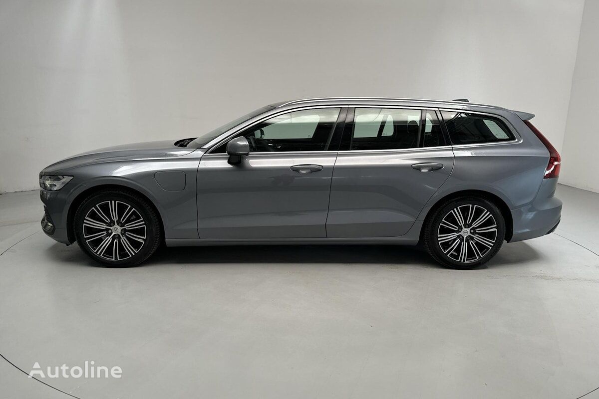 Volvo V60 estate car