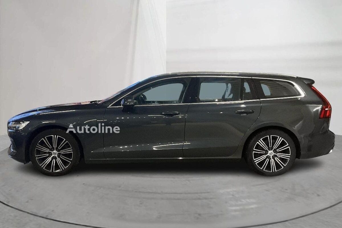 Volvo V60 estate car