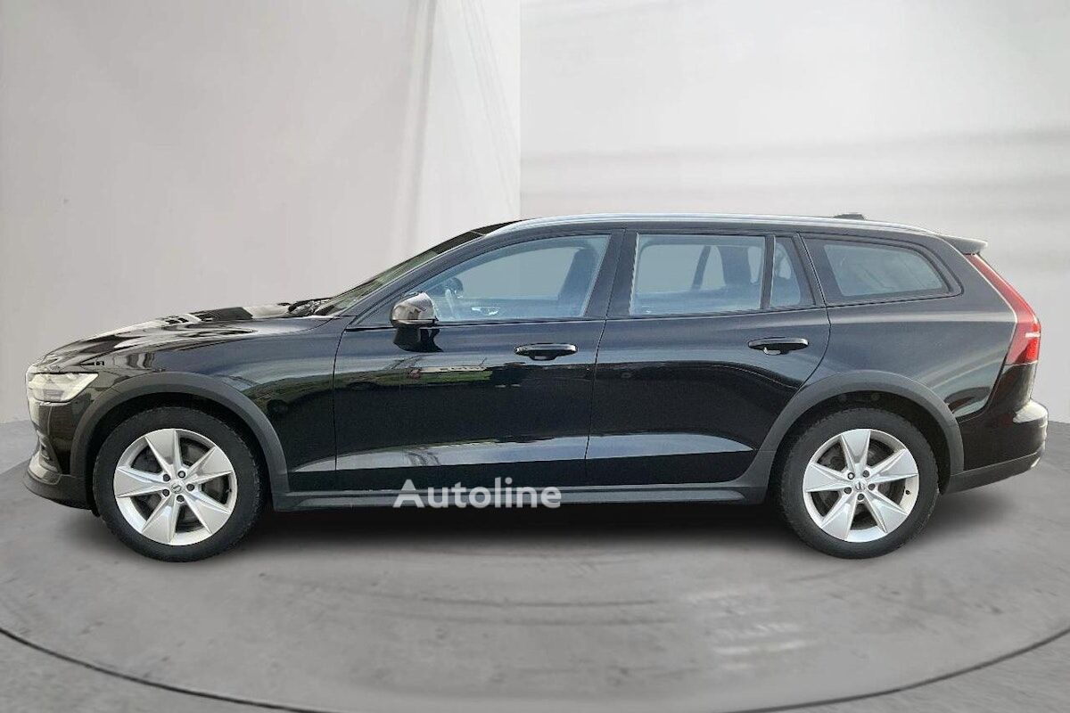 Volvo V60 Cross Country station wagon