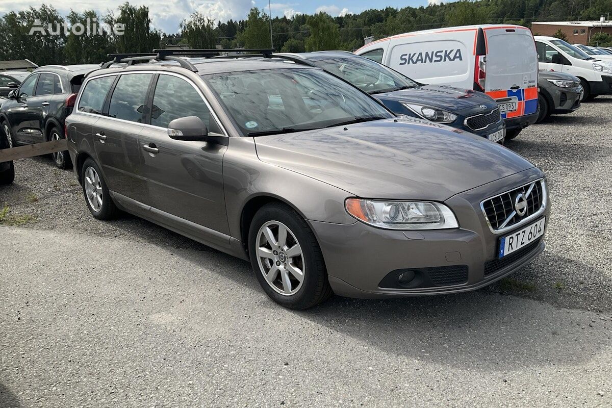 универсал Volvo V70