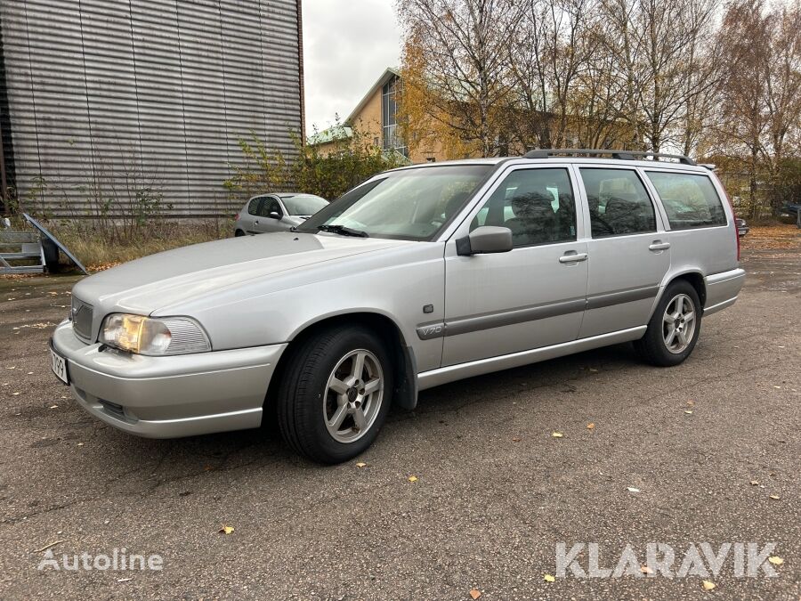 универсал Volvo V70