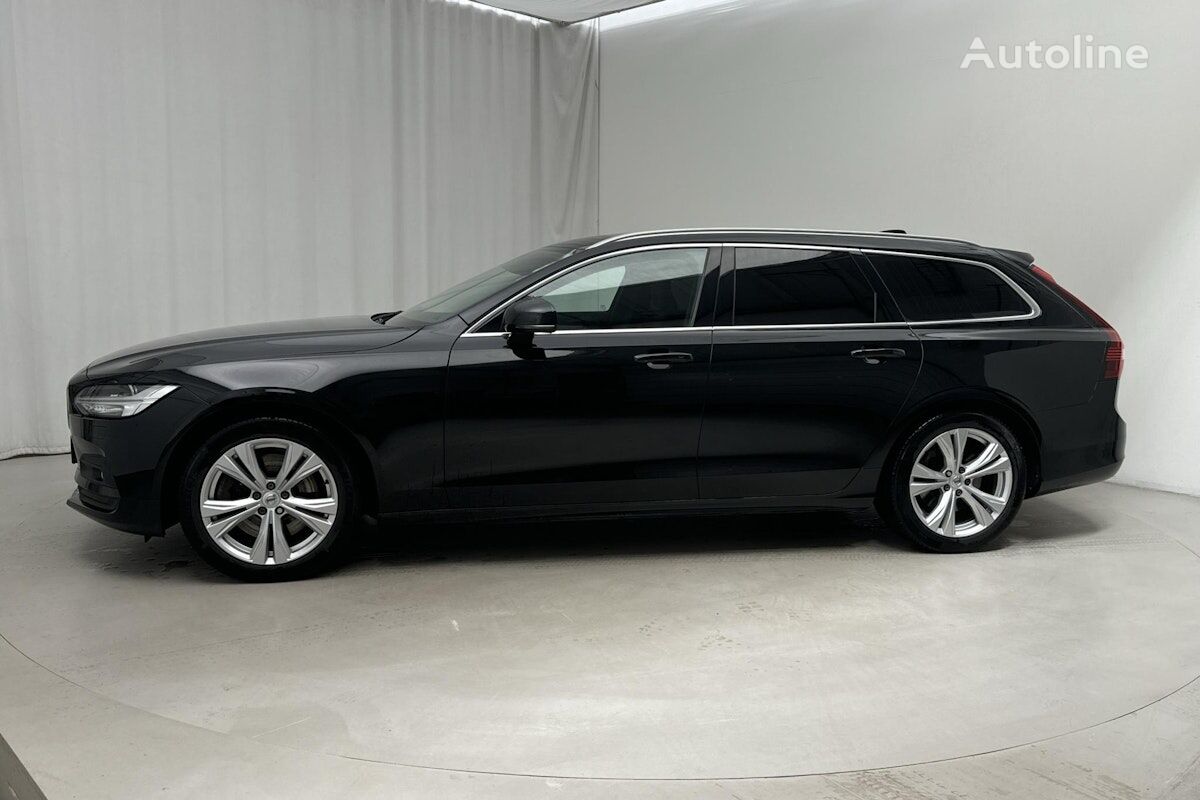 سيارة عائلية Volvo V90