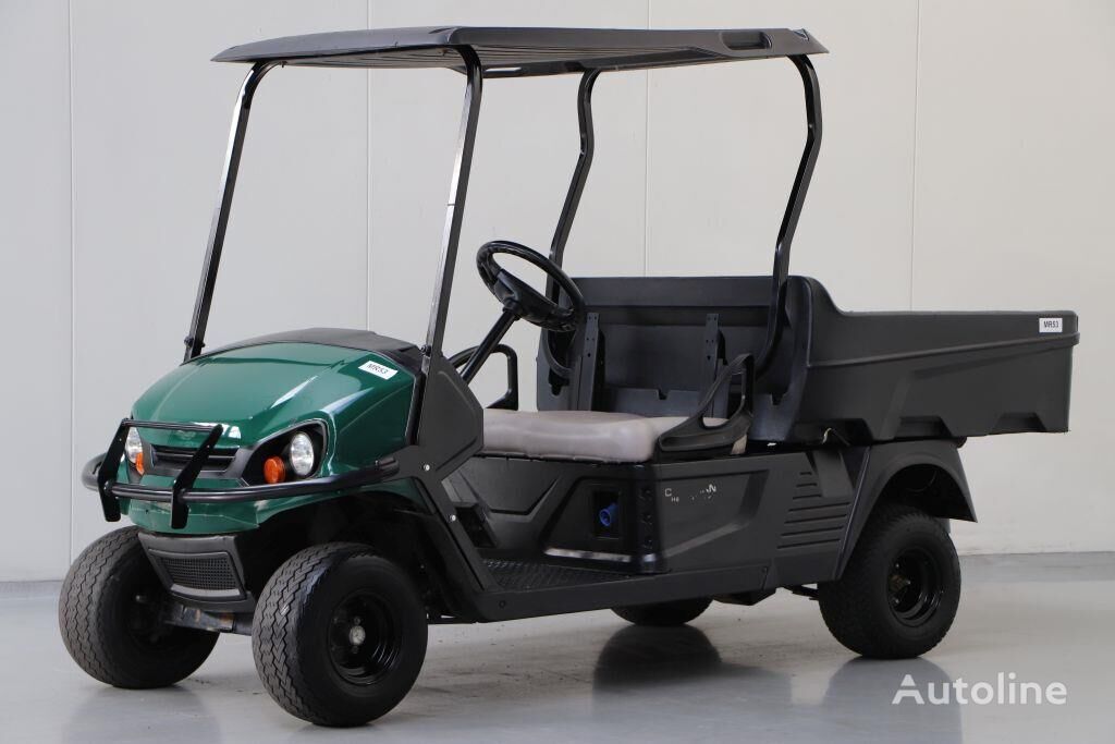 Cushman Hauler Pro golf cart