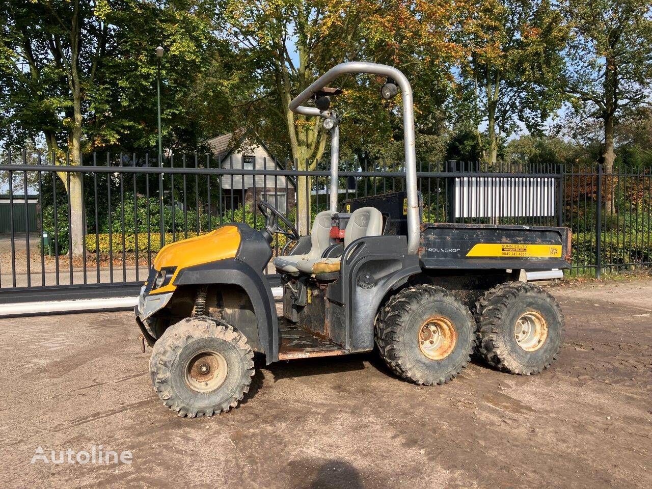 voiturette de golf JCB