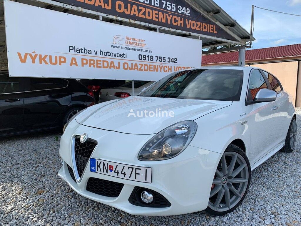 Alfa Romeo Giulietta  hatchback